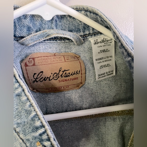 Levi Strauss, Denim vest, Misses Size L (12/14) -fits as women’s small - Picture 4 of 4